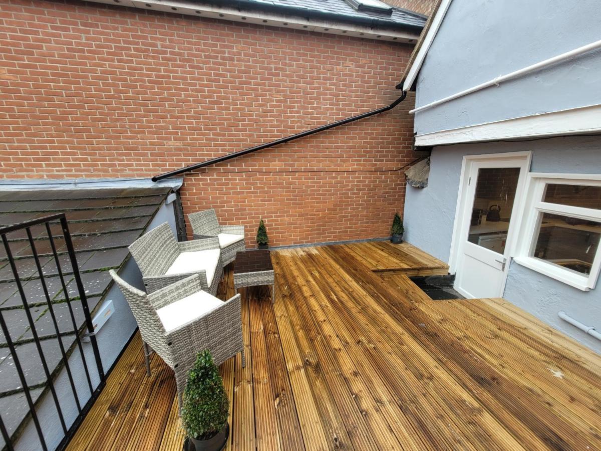 City Centre Wallgate Apartments- Step Back Into Roman History Colchester Exterior photo